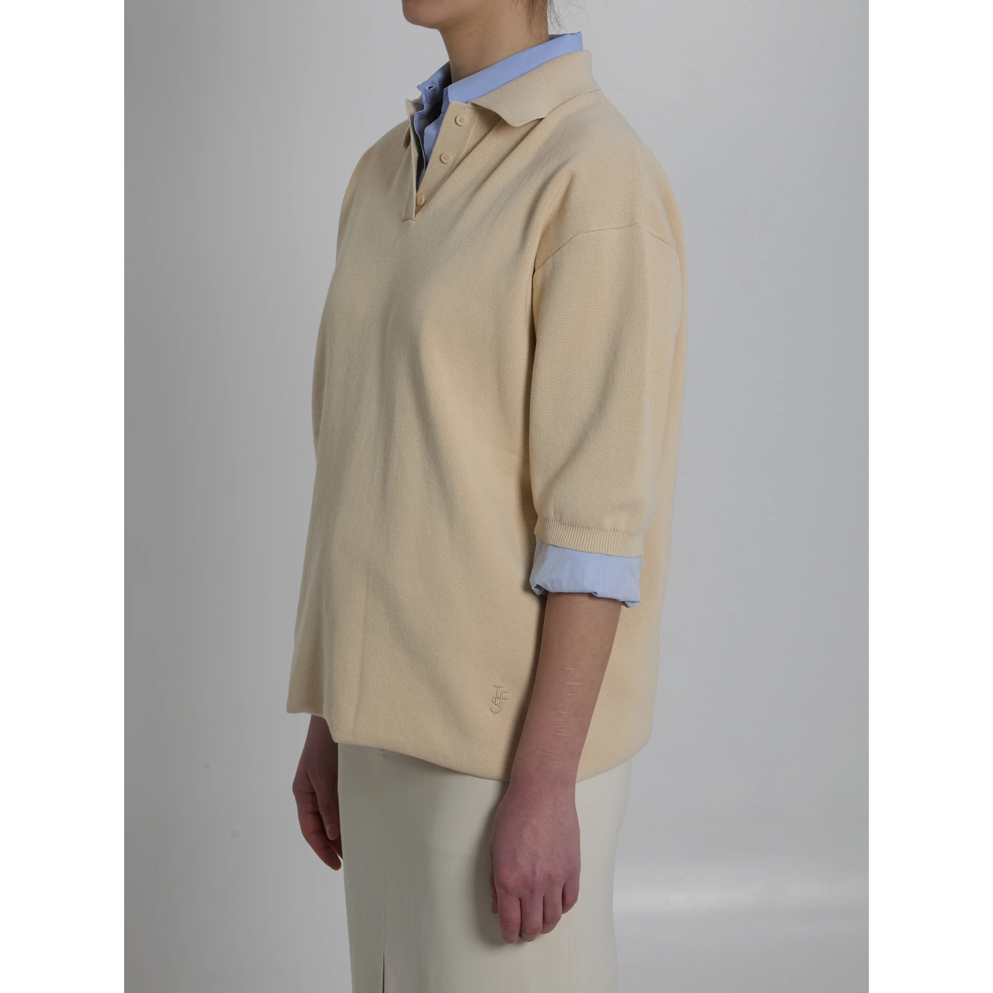 قميص بولو محبوك من نولا