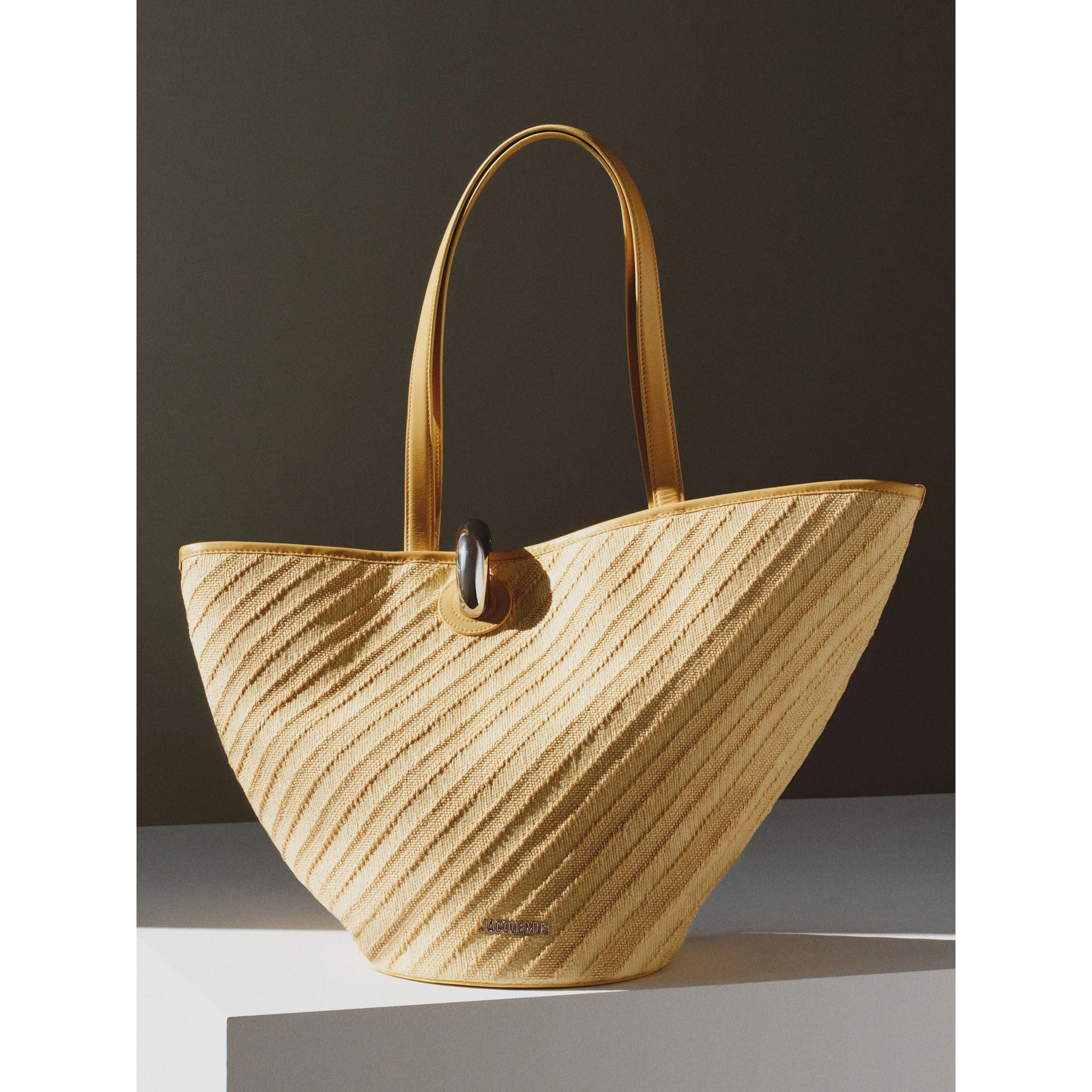 JACQUEMUS handbag