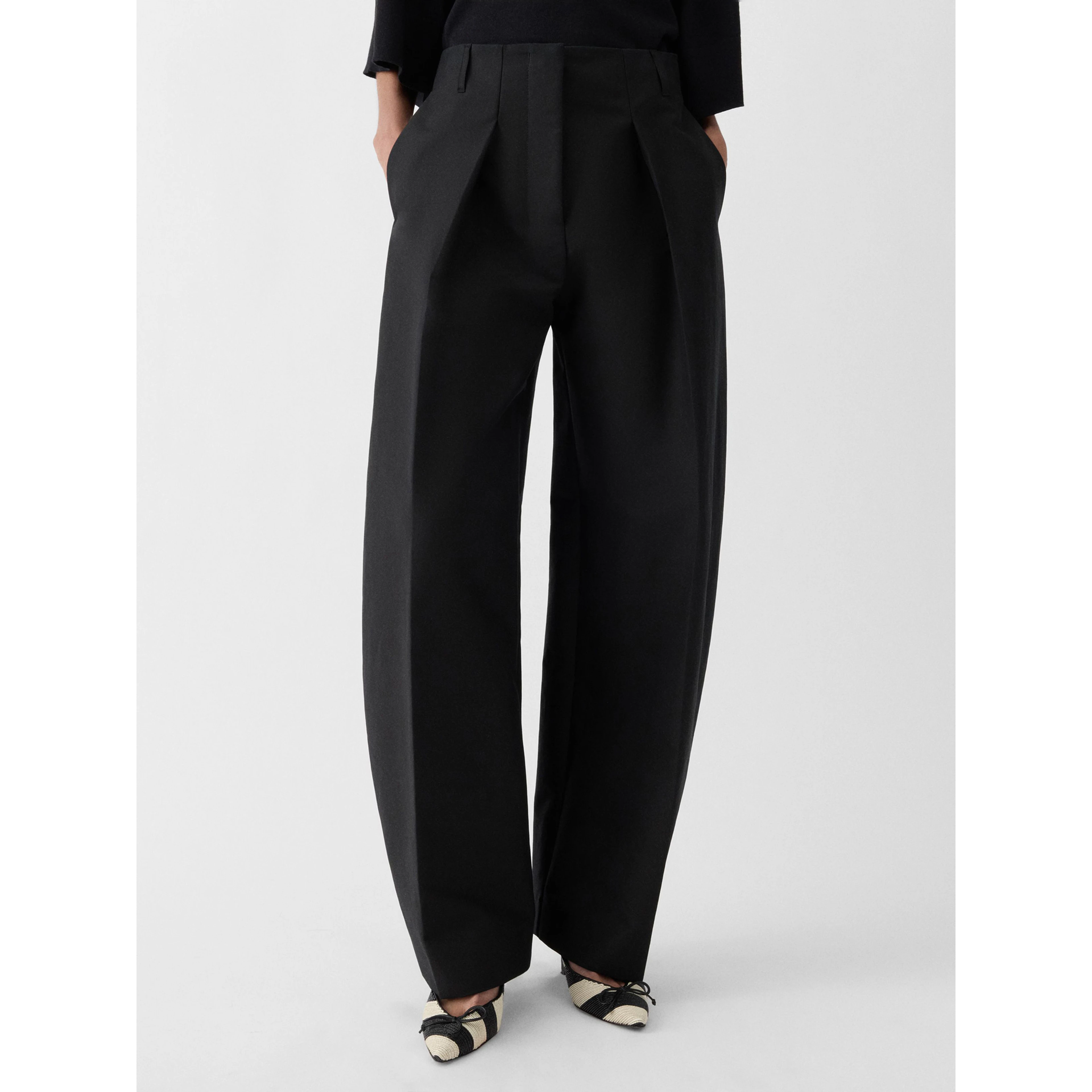 JACQUEMUS trousers