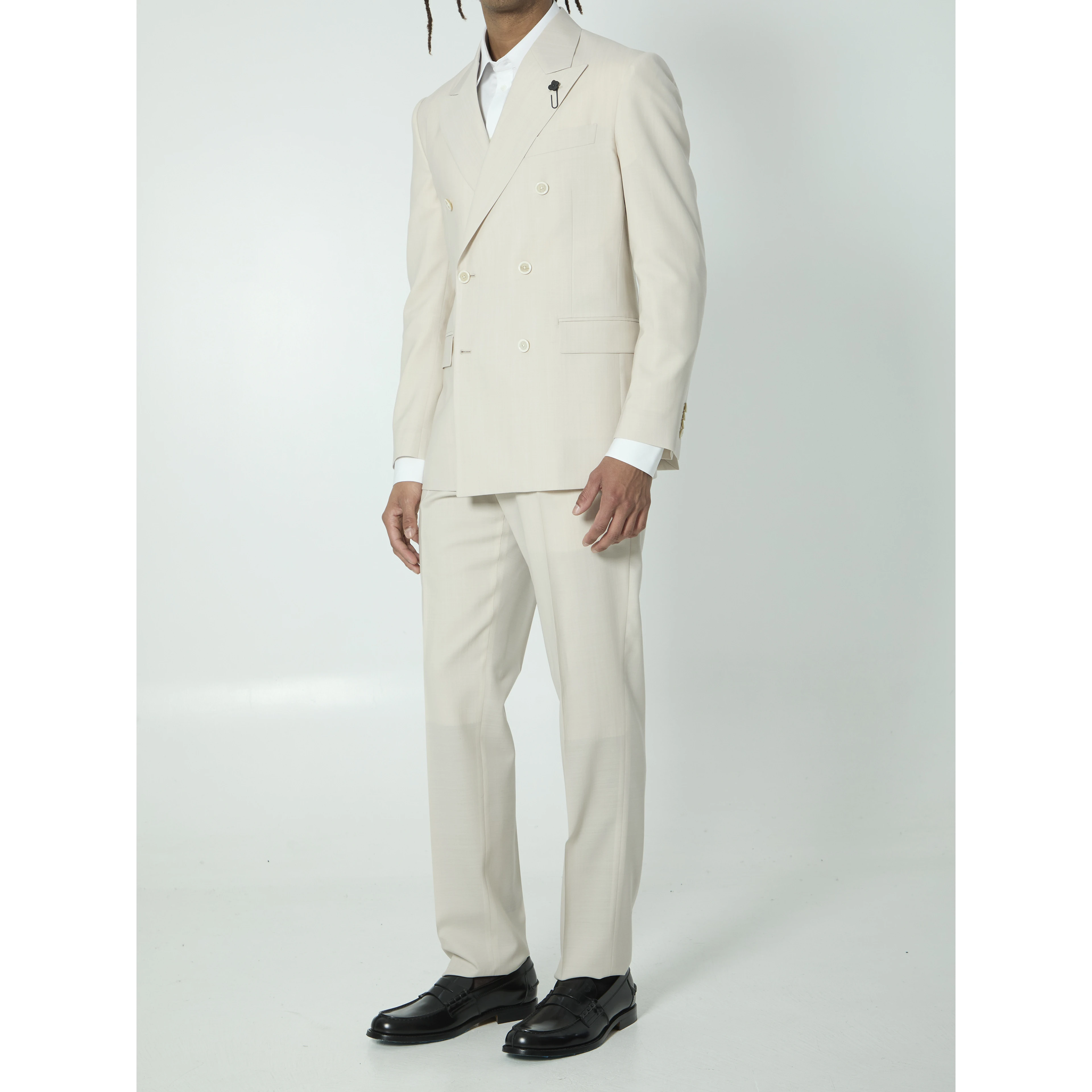 Feeling double-breasted suit