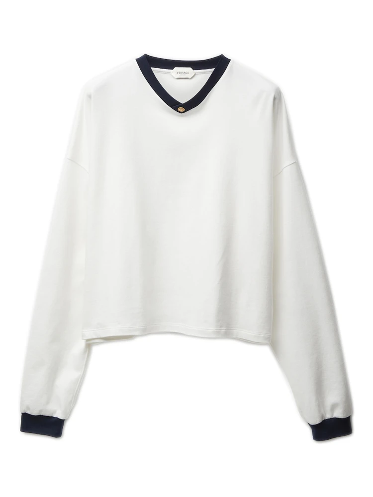 تيشيرتات وبولو من فرزاتشي باللون الأبيض