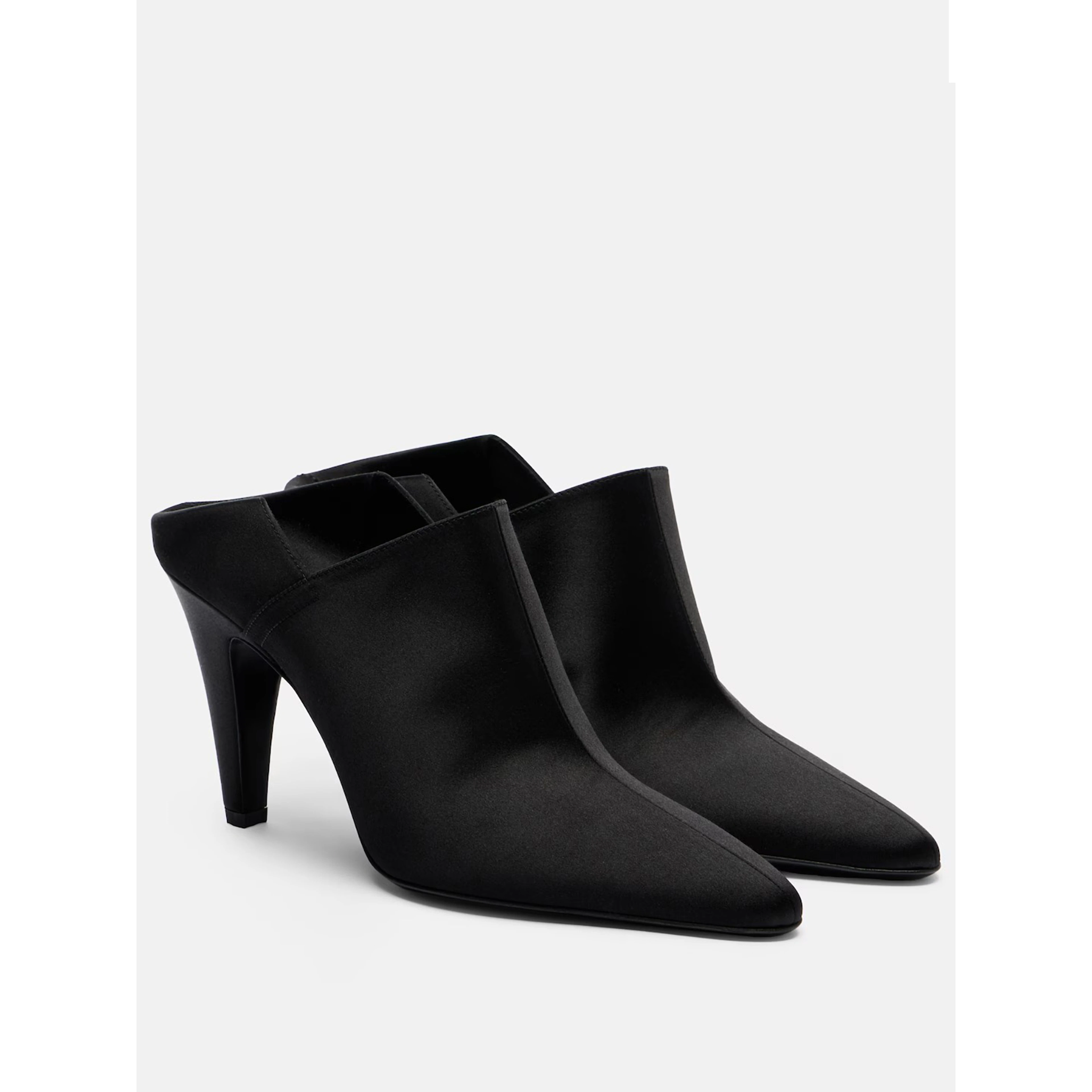 ALAÏA slippers