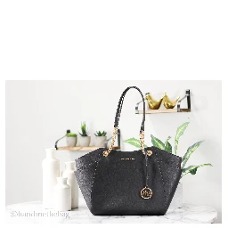 Michael Kors Jet Set Large Chain Shoulder Tote Bag