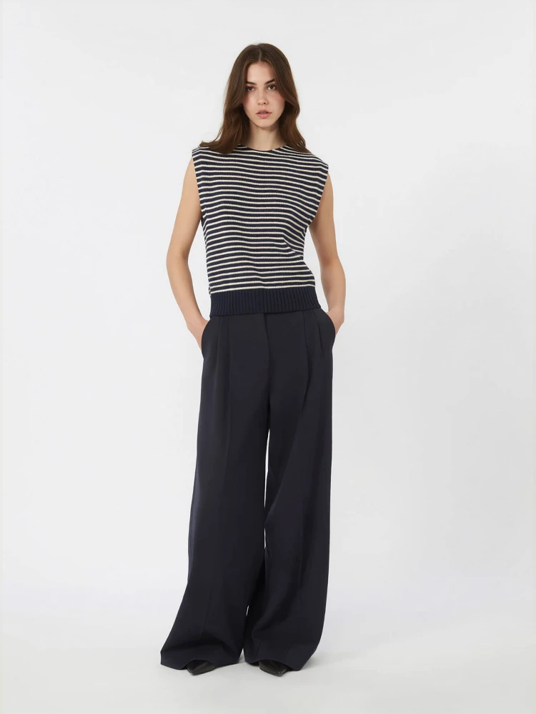 WEEKEND MAX MARA WKDLANDA vest alternative