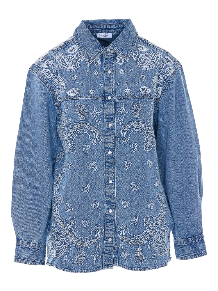 جاكيتات ليو جو الزرقاء