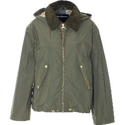 جاكيتات باربور خضراء