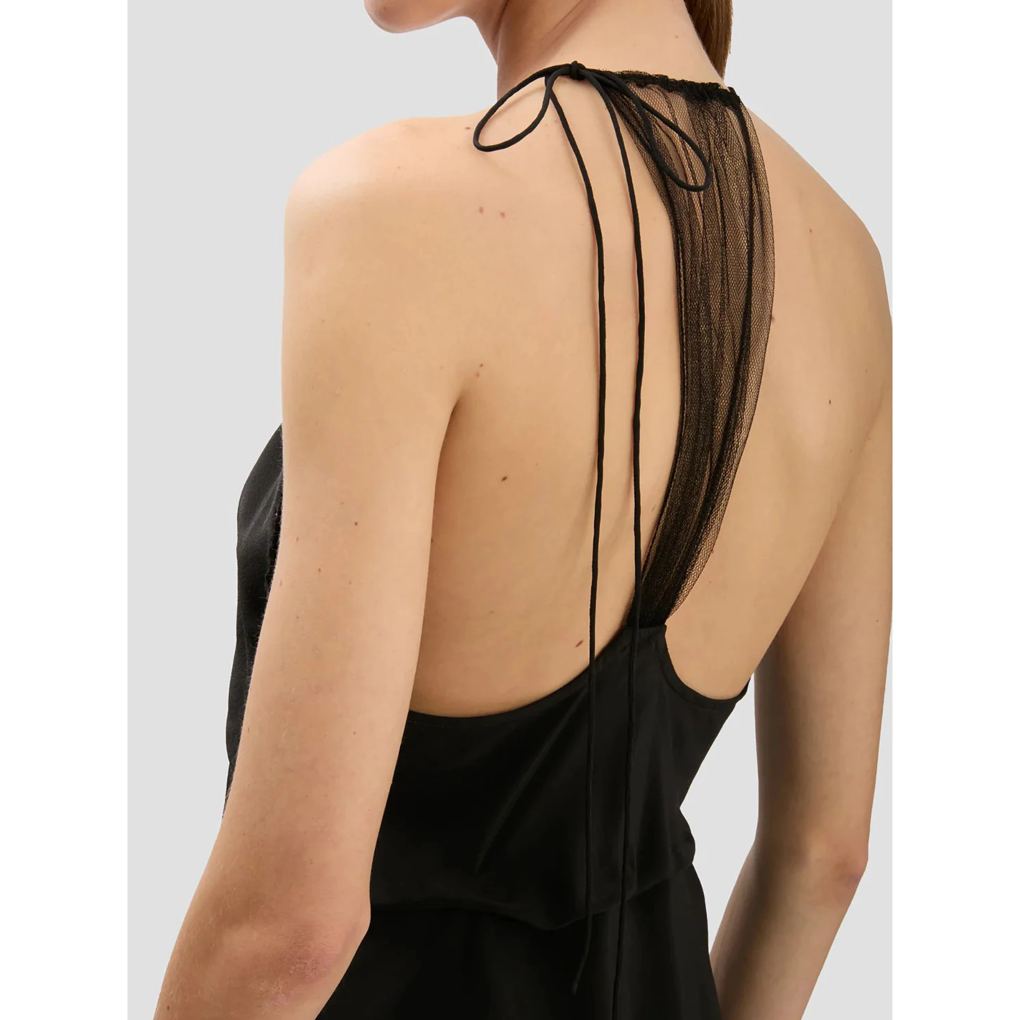 فيكتوريا بيكهام توب