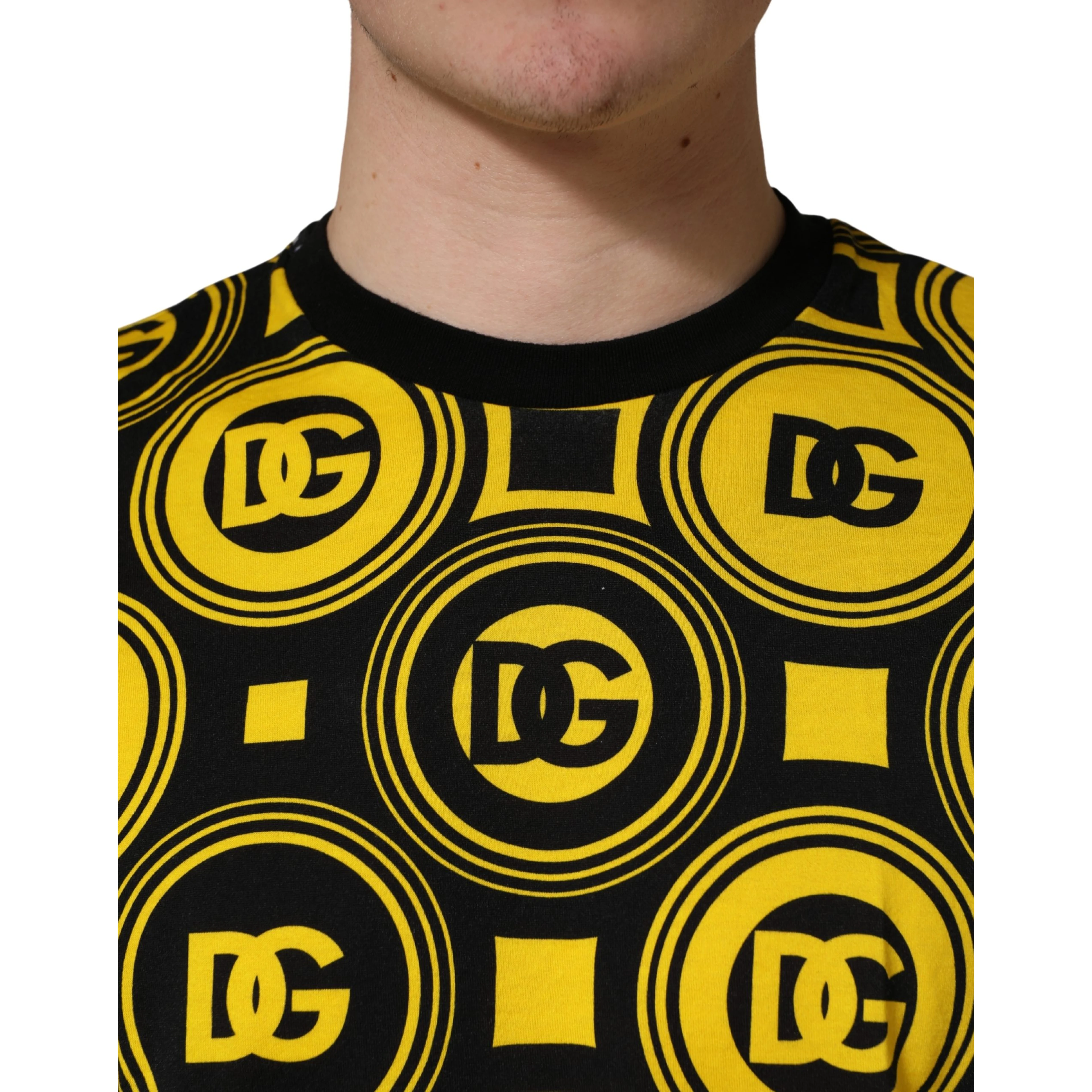 Yellow Black Logo Geometric Pattern T-shirt