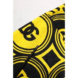 Yellow Black Logo Geometric Pattern T-shirt