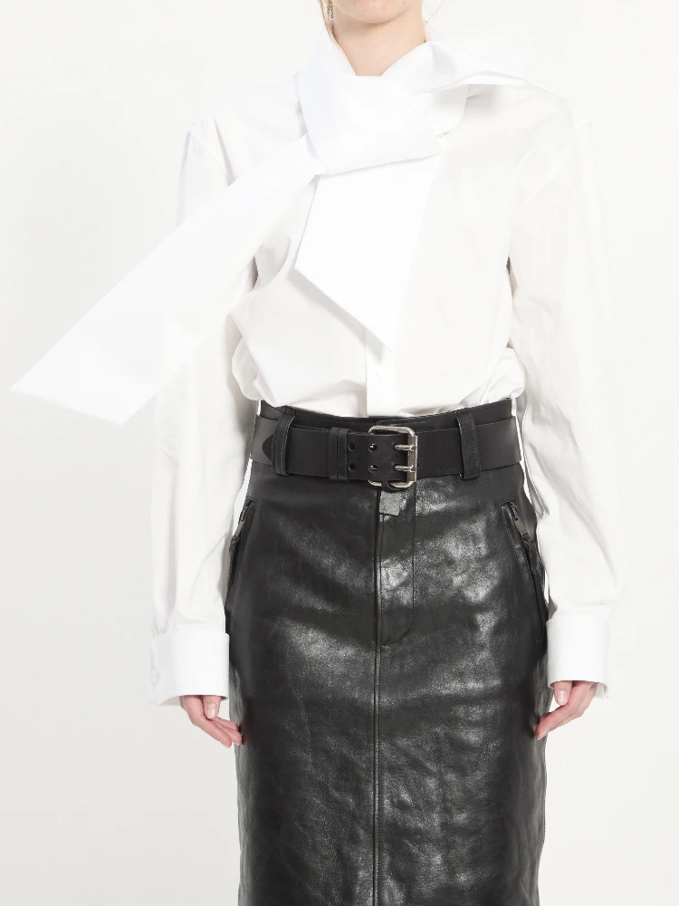 Lavallière collar shirt