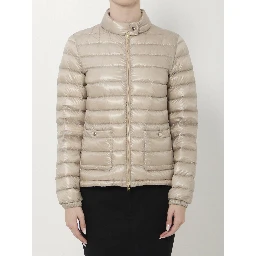 Short padded down jacket