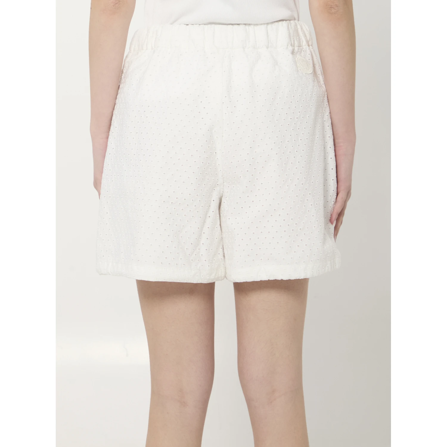 Cotton poplin and San Gallo shorts