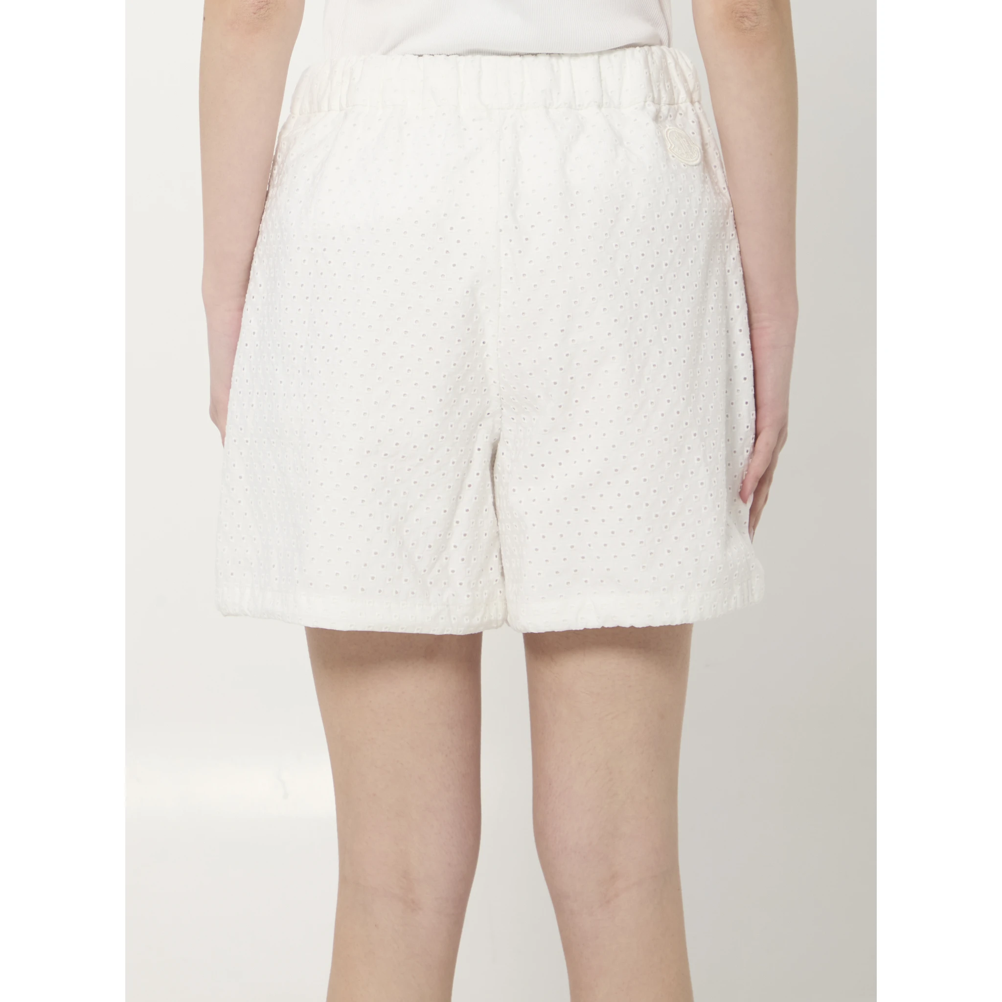 Cotton poplin and San Gallo shorts