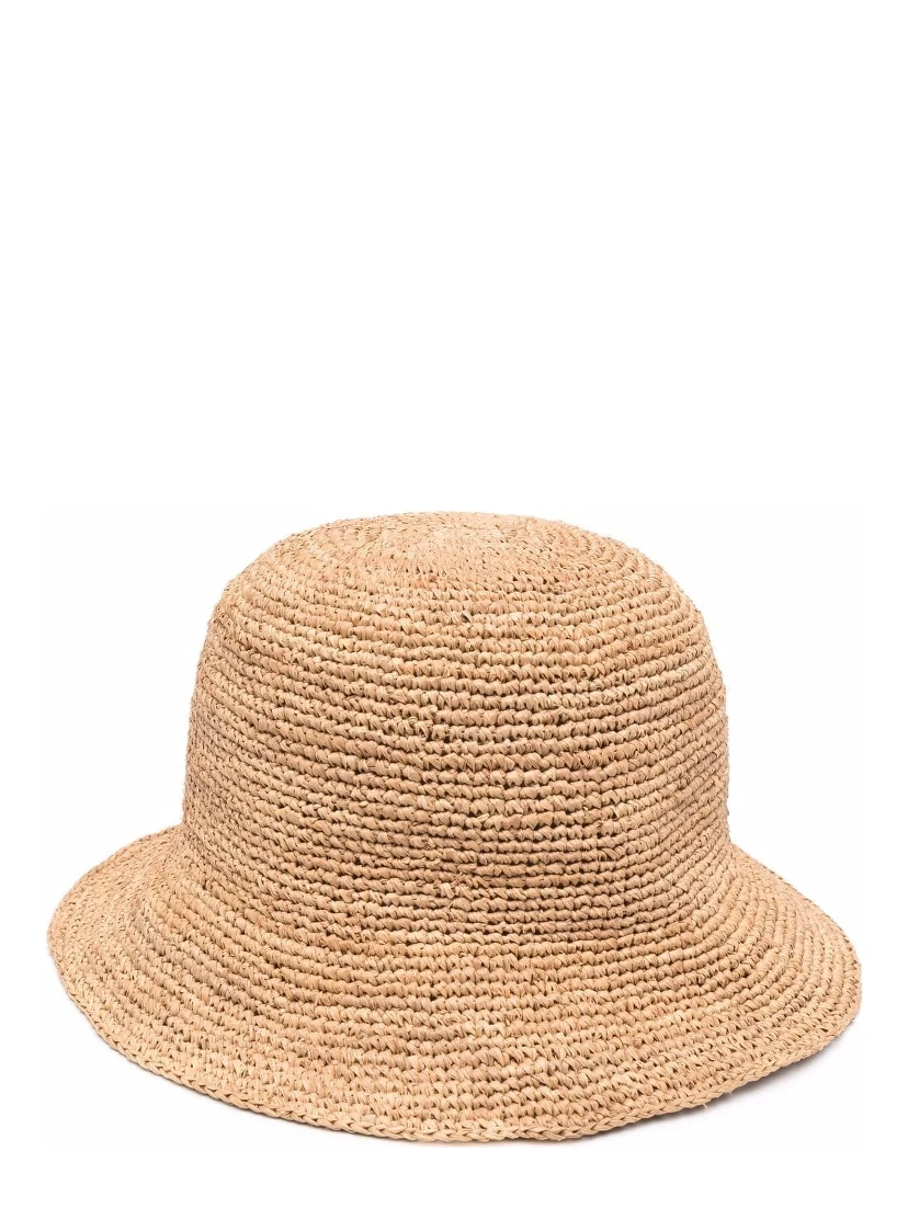 Bucket hat in rafia