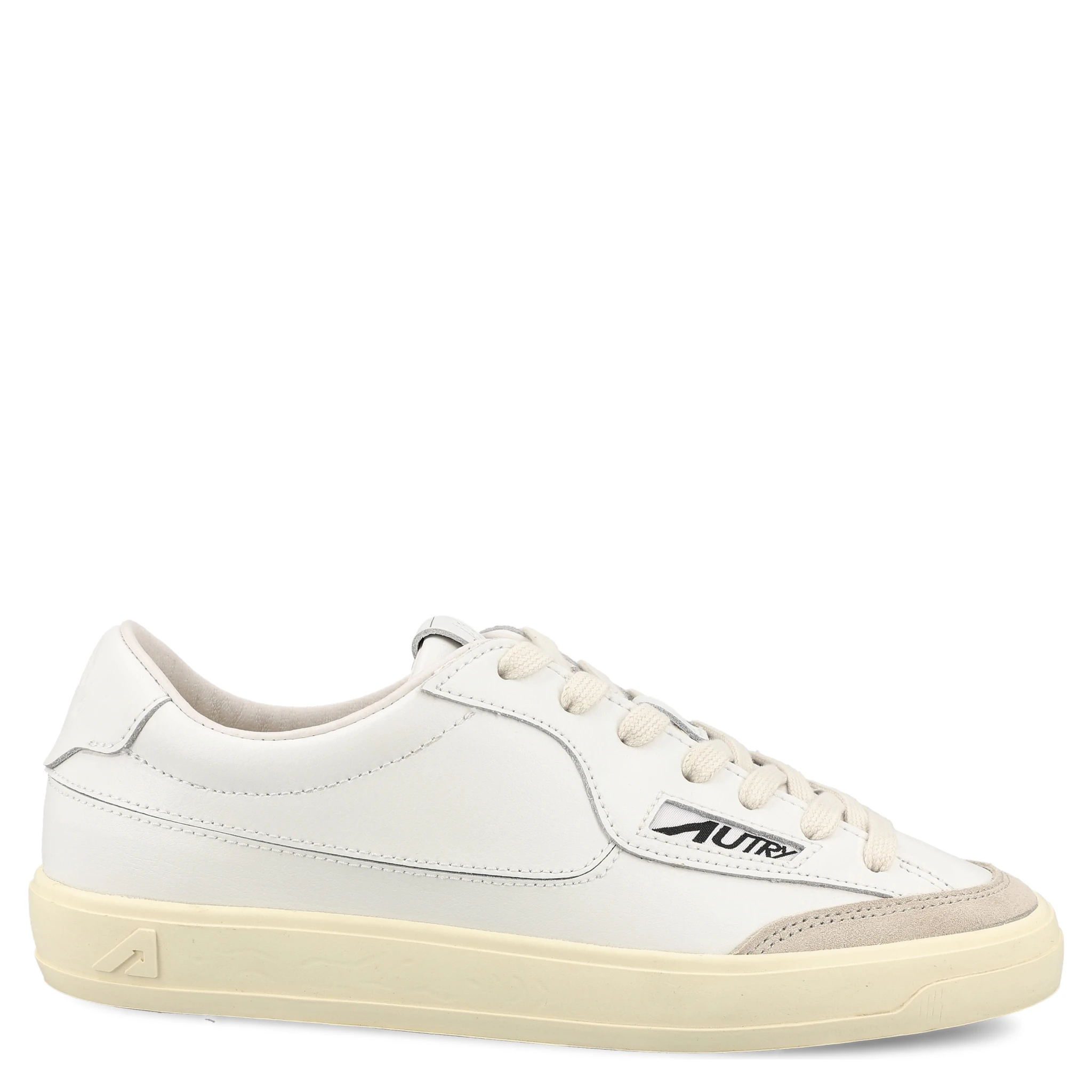 حذاء رياضي أبيض من AUTRY