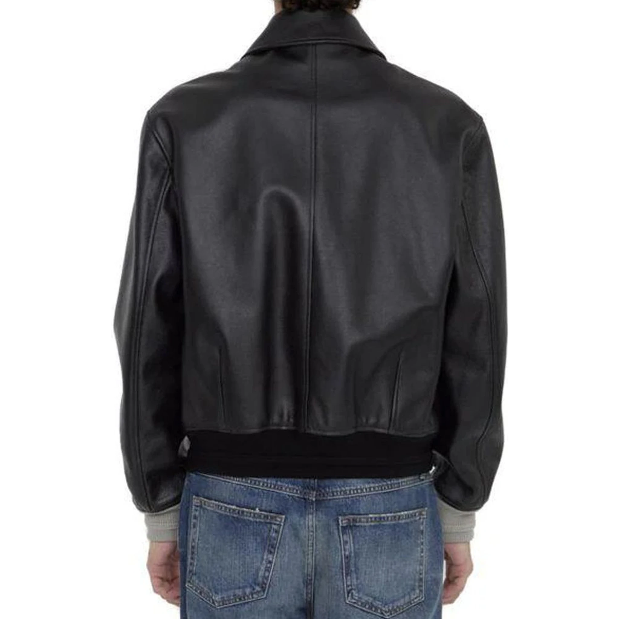 جاكيت جلد أسود