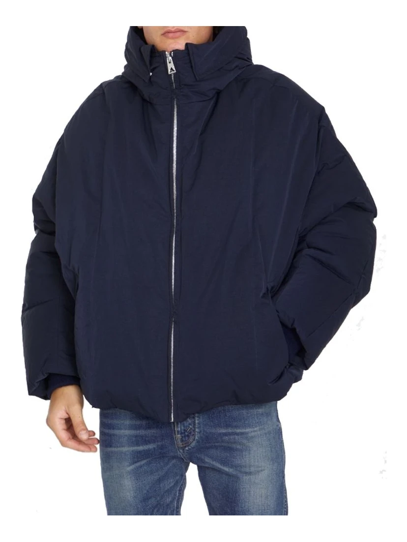 سترة خارجية زرقاء من البولياميد