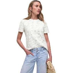 تيشيرت قطني كريمي اللون