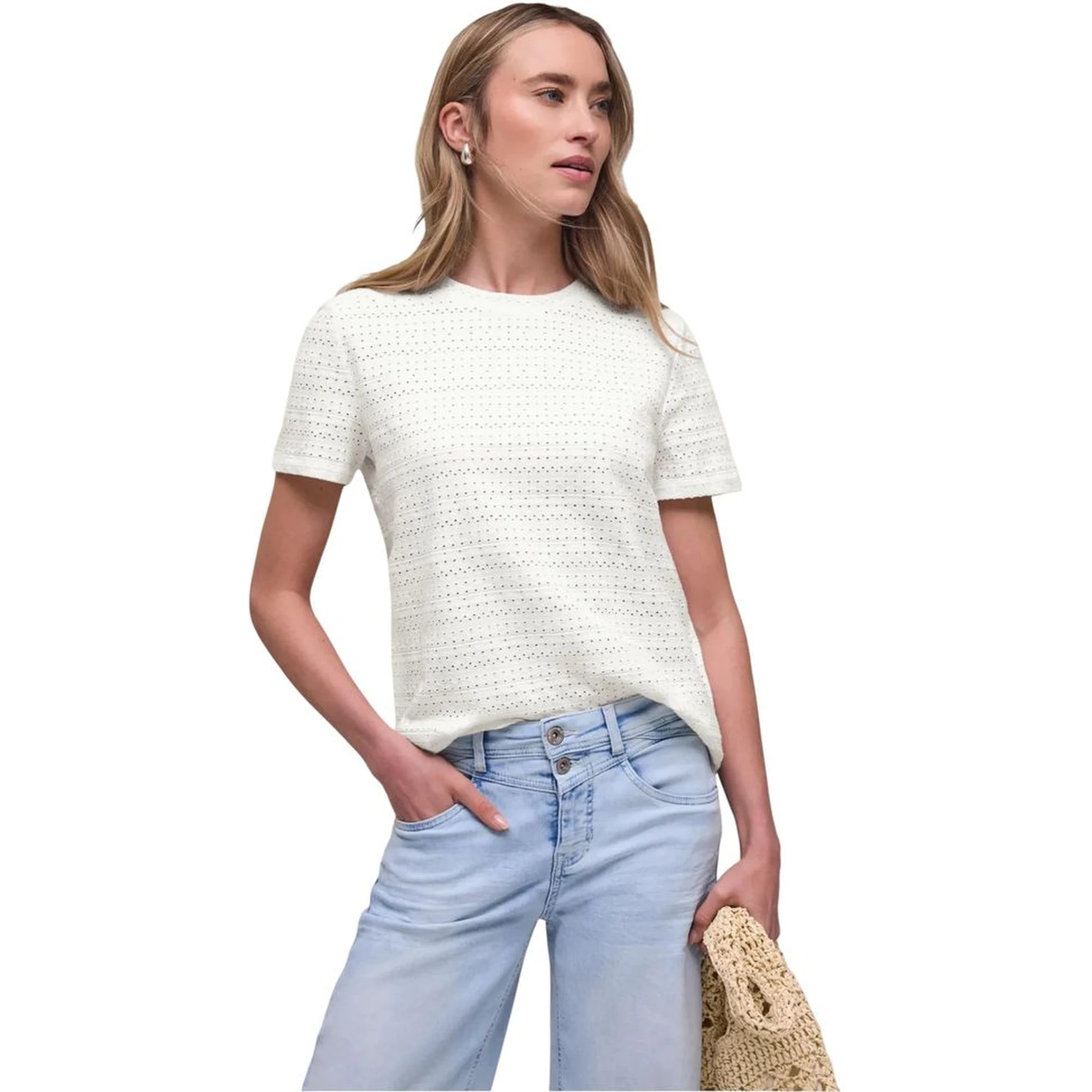 تيشيرت قطني كريمي اللون