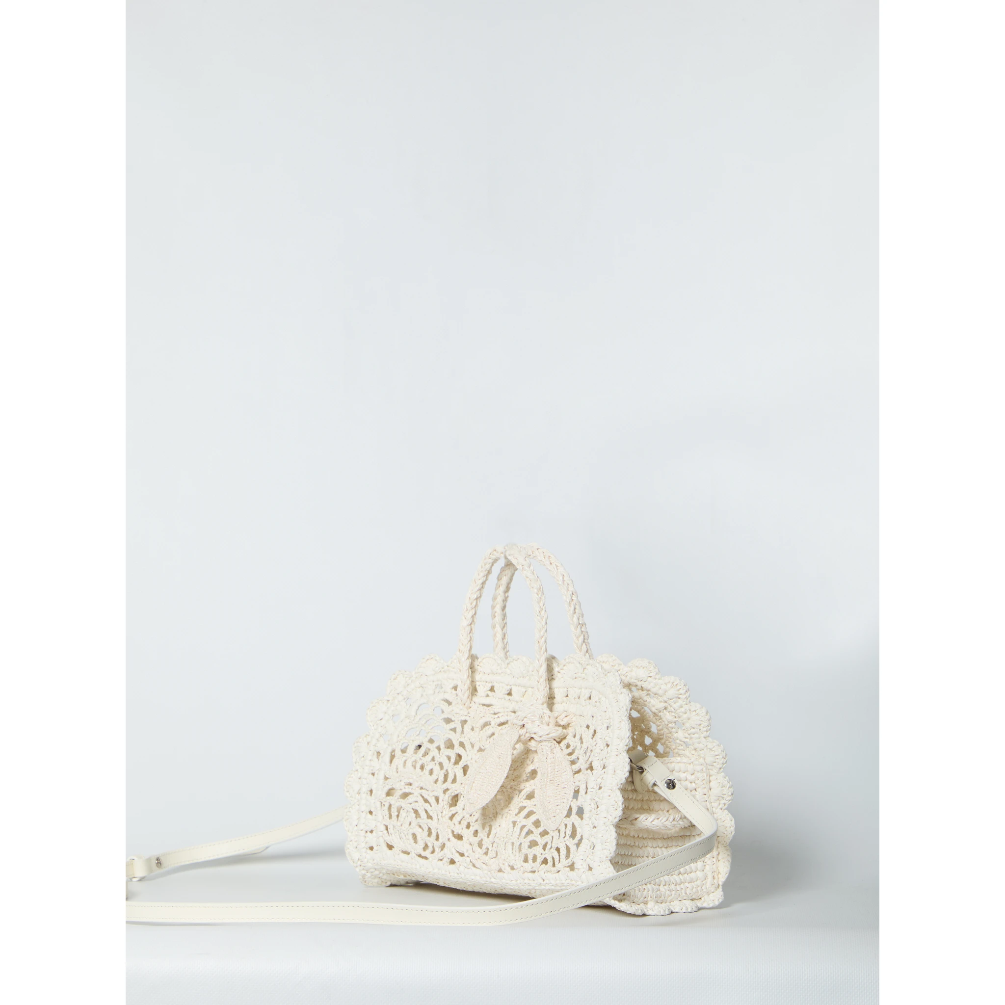Le Turiusmo crochet bag small