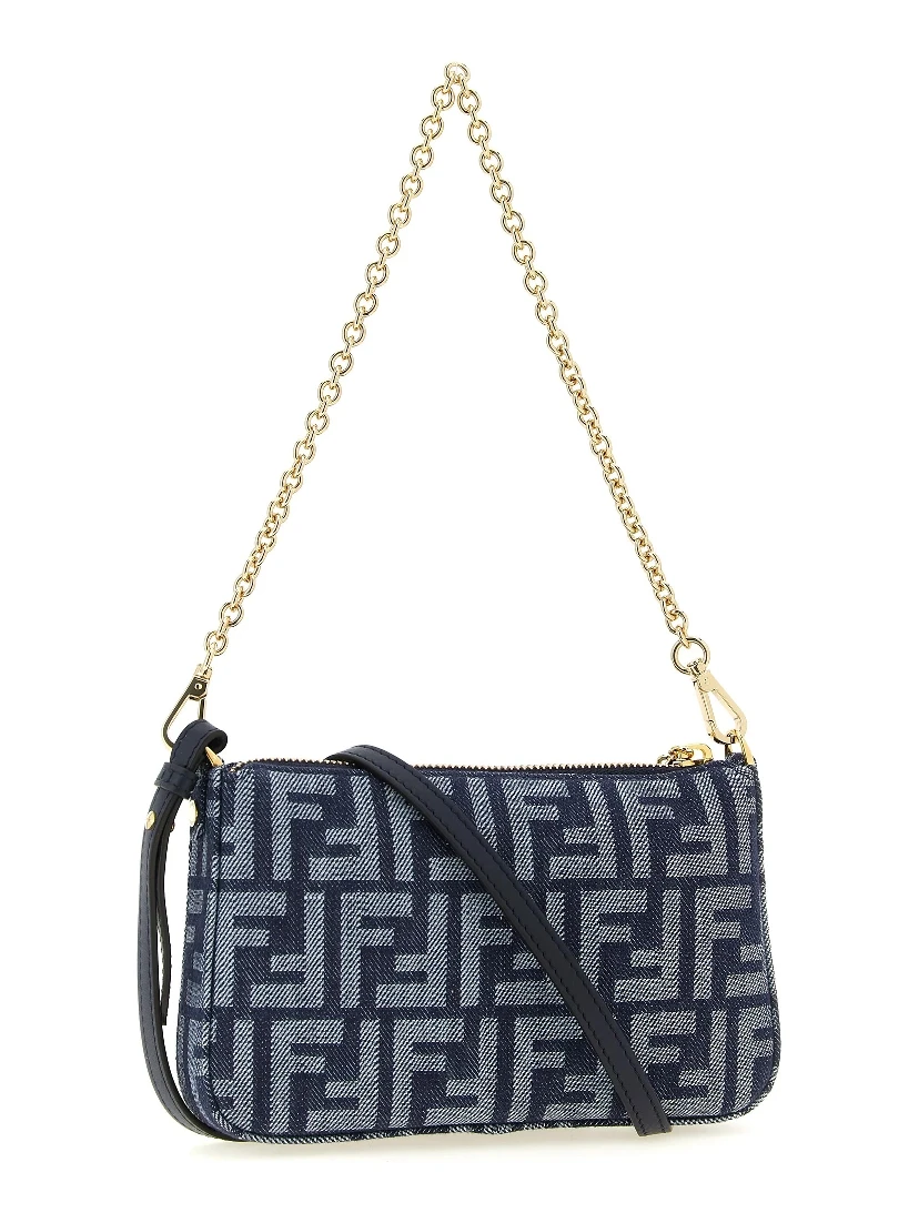 "Baguette" pouch with chain