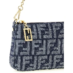 "Baguette" pouch with chain