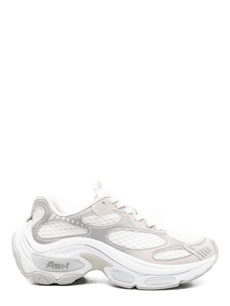 حذاء رياضي أبيض من آش
