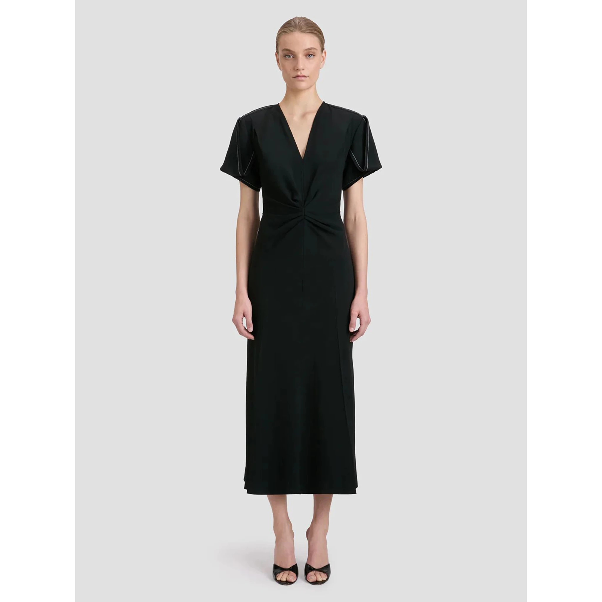 فستان فيكتوريا بيكهام