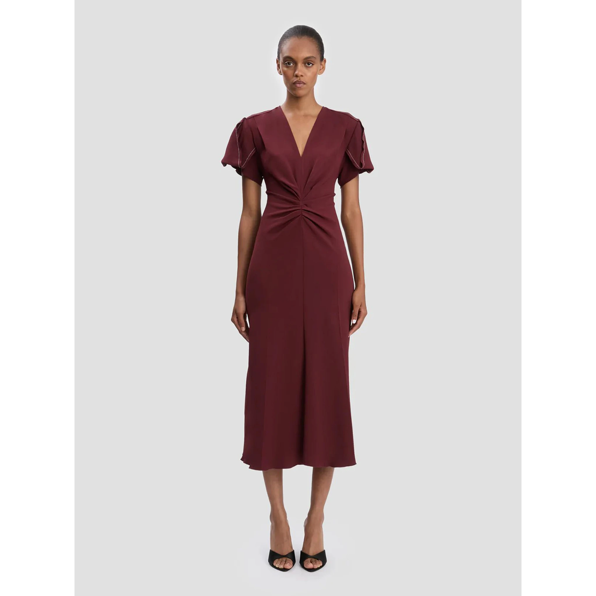 فستان فيكتوريا بيكهام