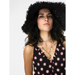 AND BLUES IBLFALESIA HAT