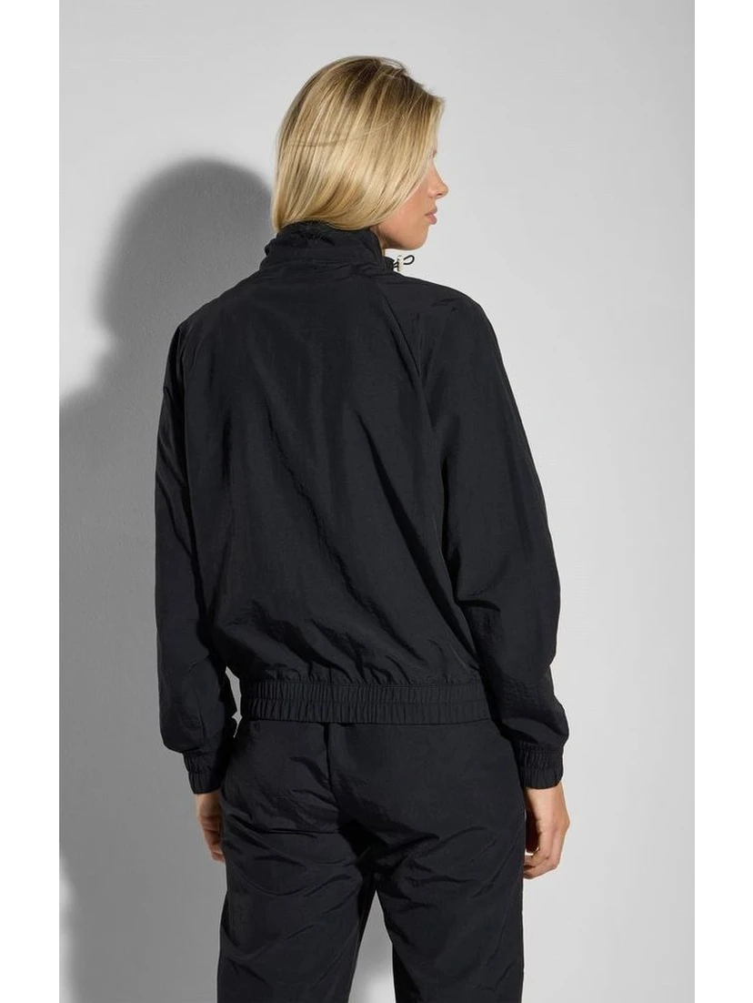 سويت شيرت أسود من البولياميد