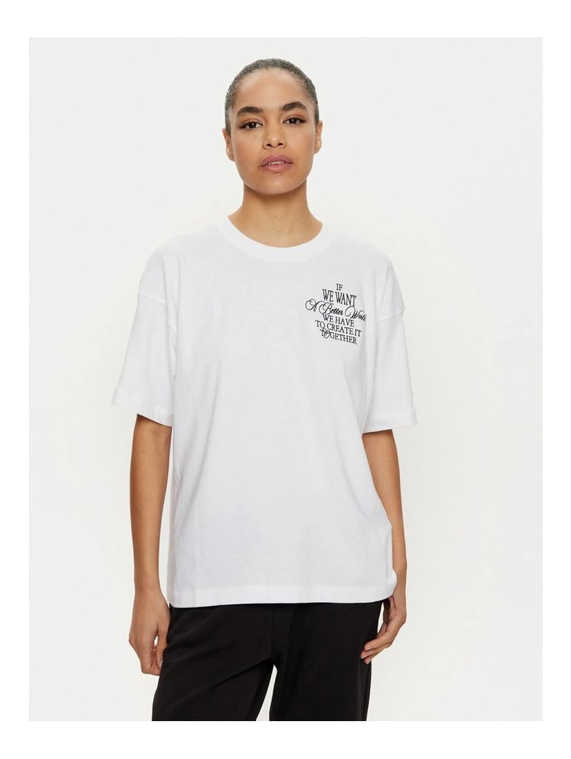 تي شيرت قطني أبيض