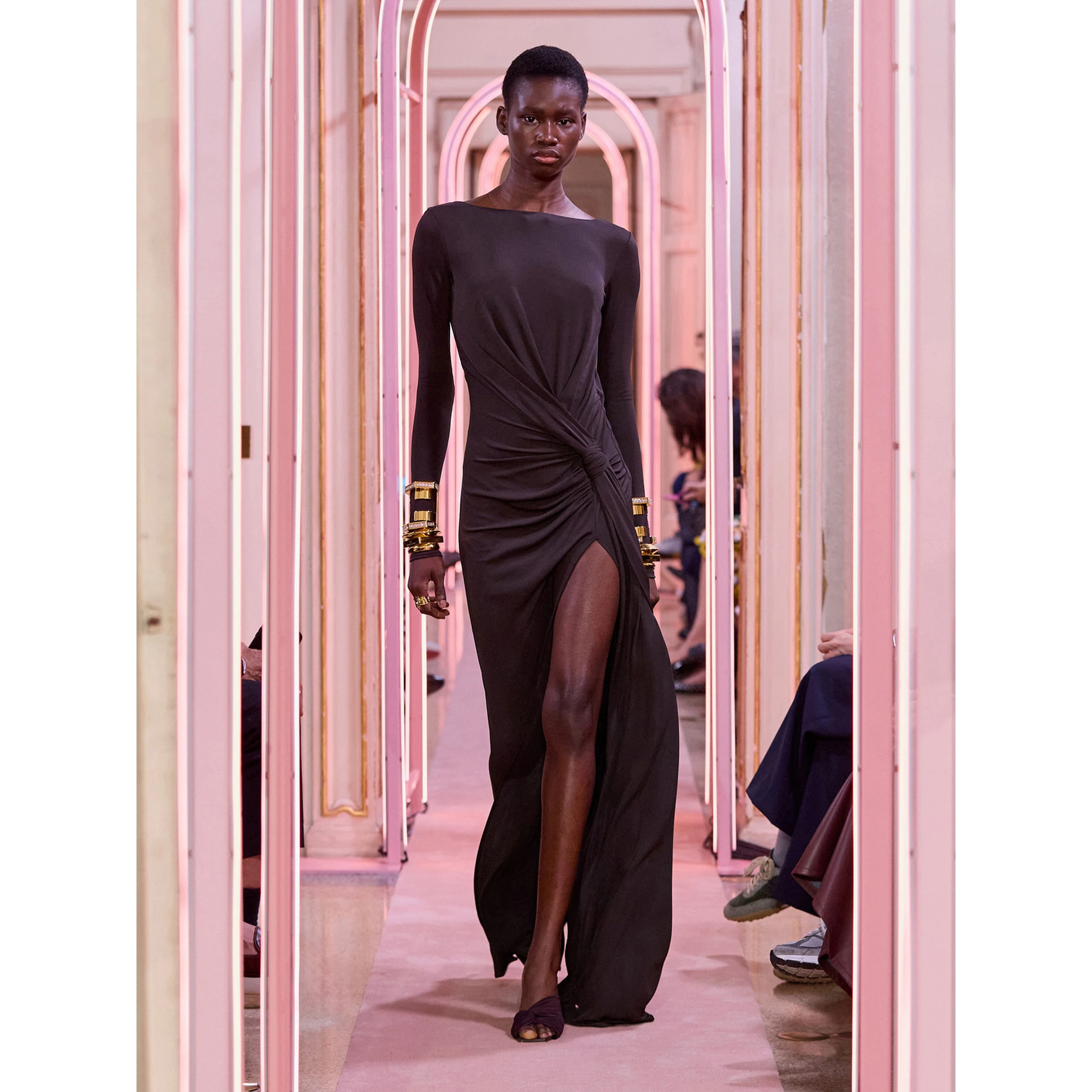 فستان إليزابيتا فرانشي