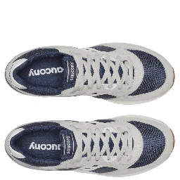 حذاء رياضي من ساكوني رمادي