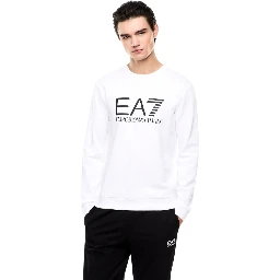 كنزات EA7 بيضاء