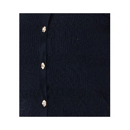 جاكيتات ليو جو سوداء