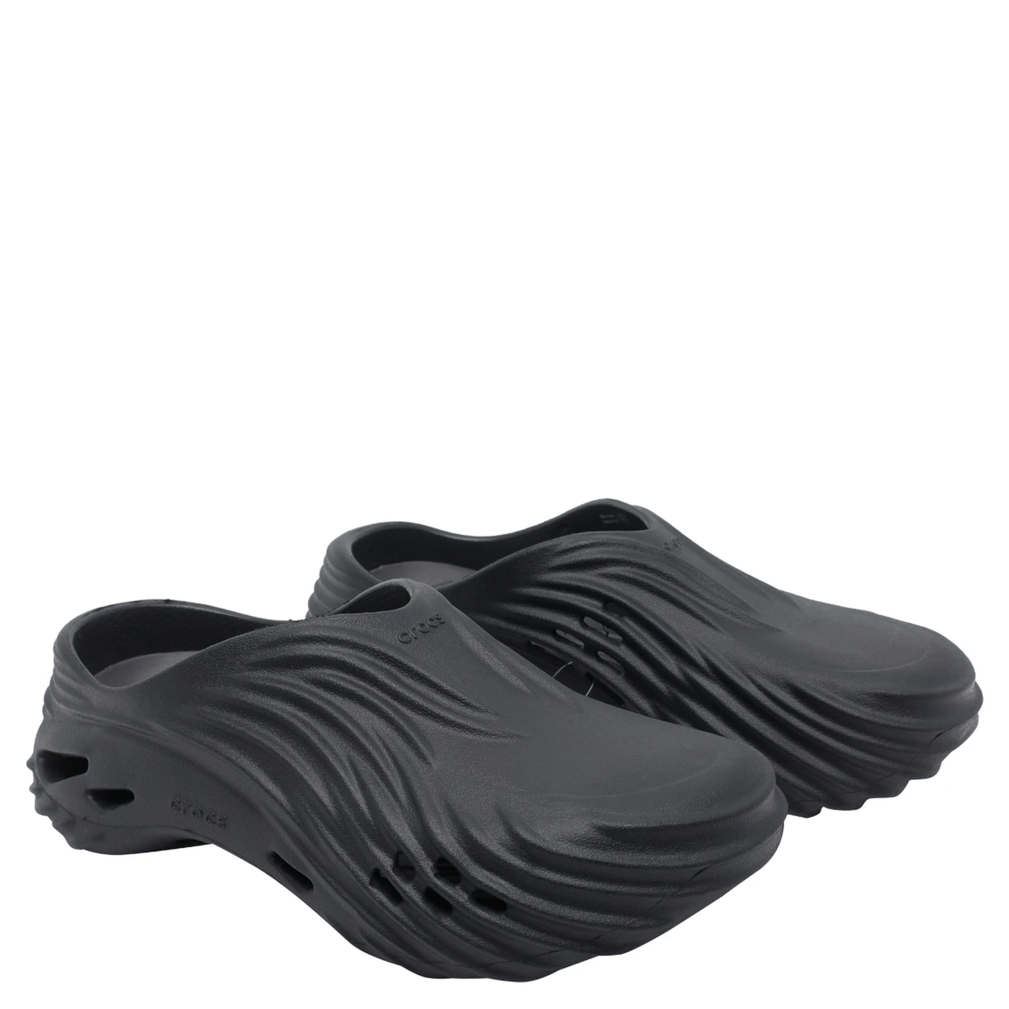 صندل كروكس أسود