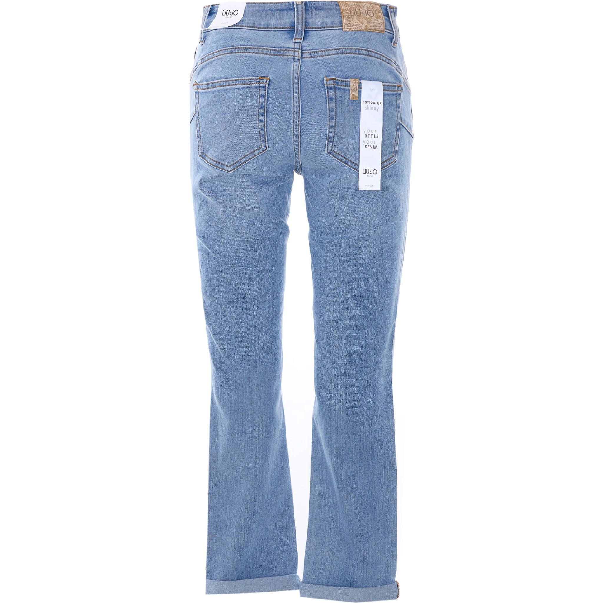 جينز ليو جو الأزرق