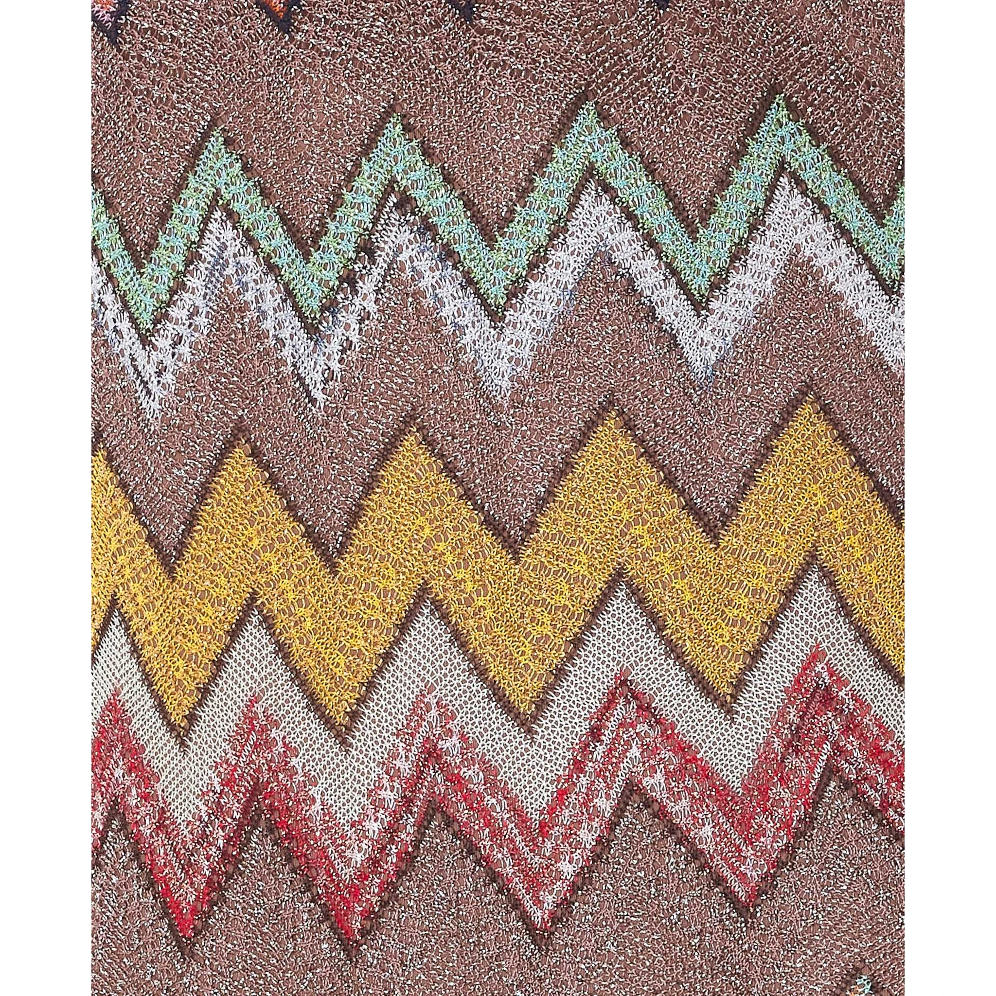 ملابس ميسوني سي متعددة الألوان