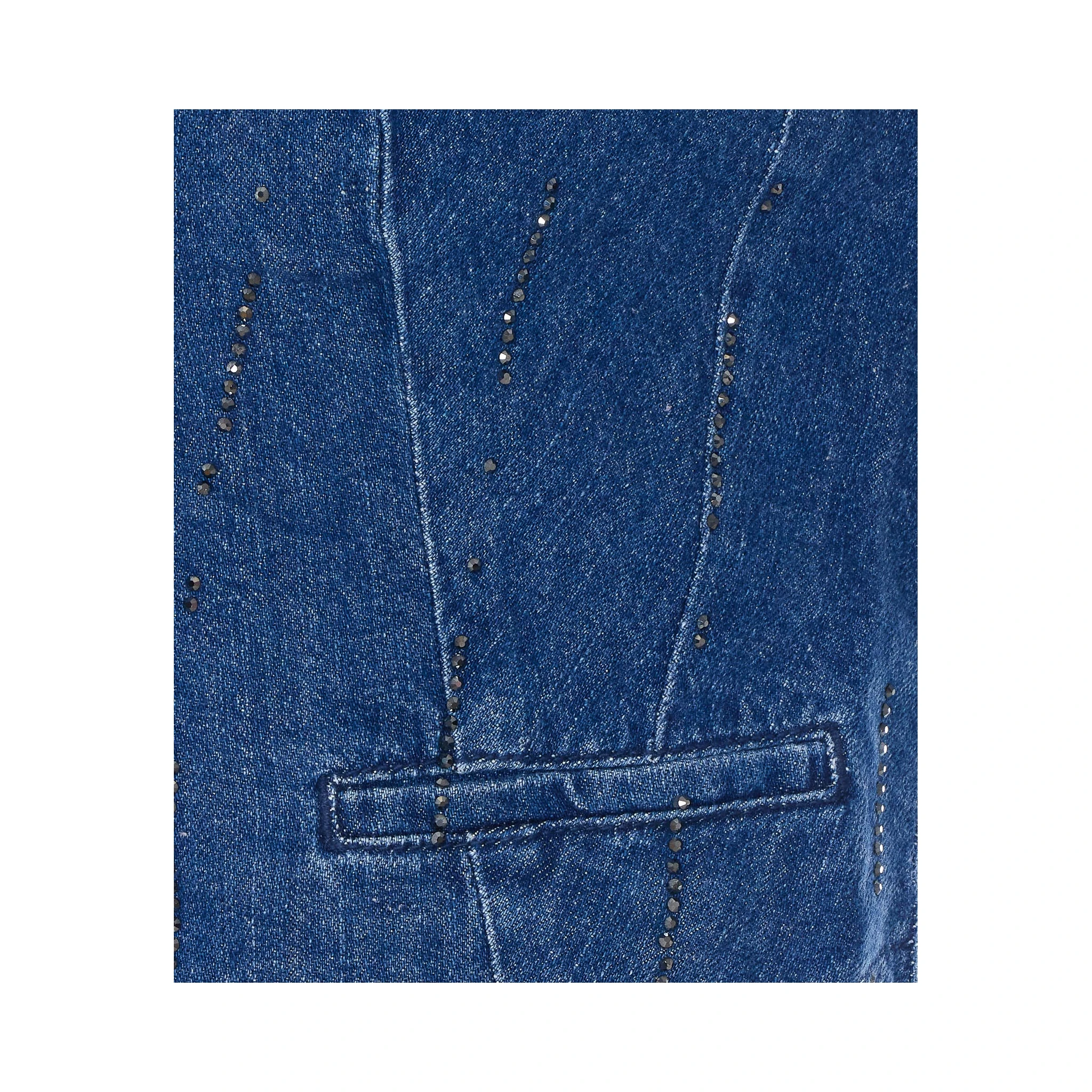 جاكيتات ليو جو الزرقاء