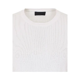 كنزات ليو جو البيضاء