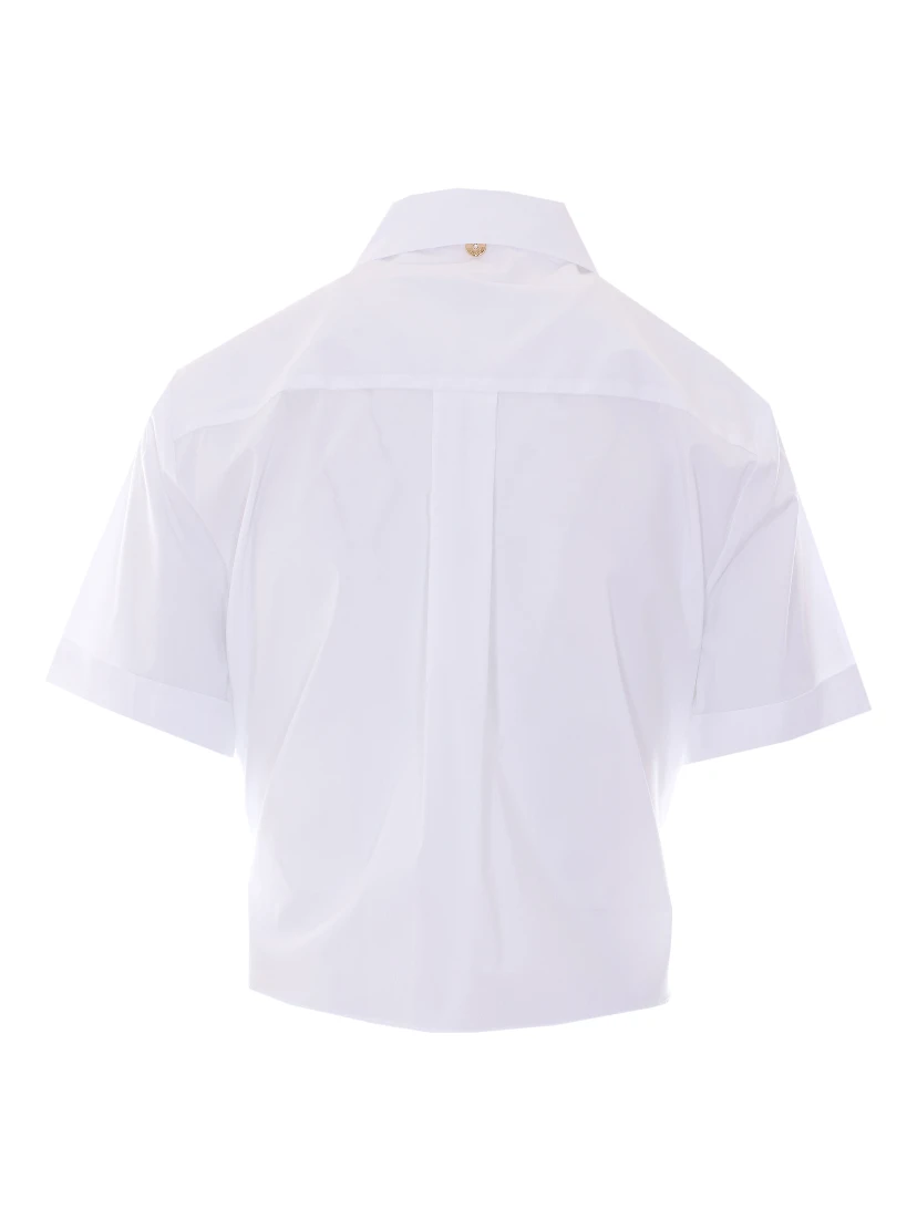 قمصان ليو جو البيضاء