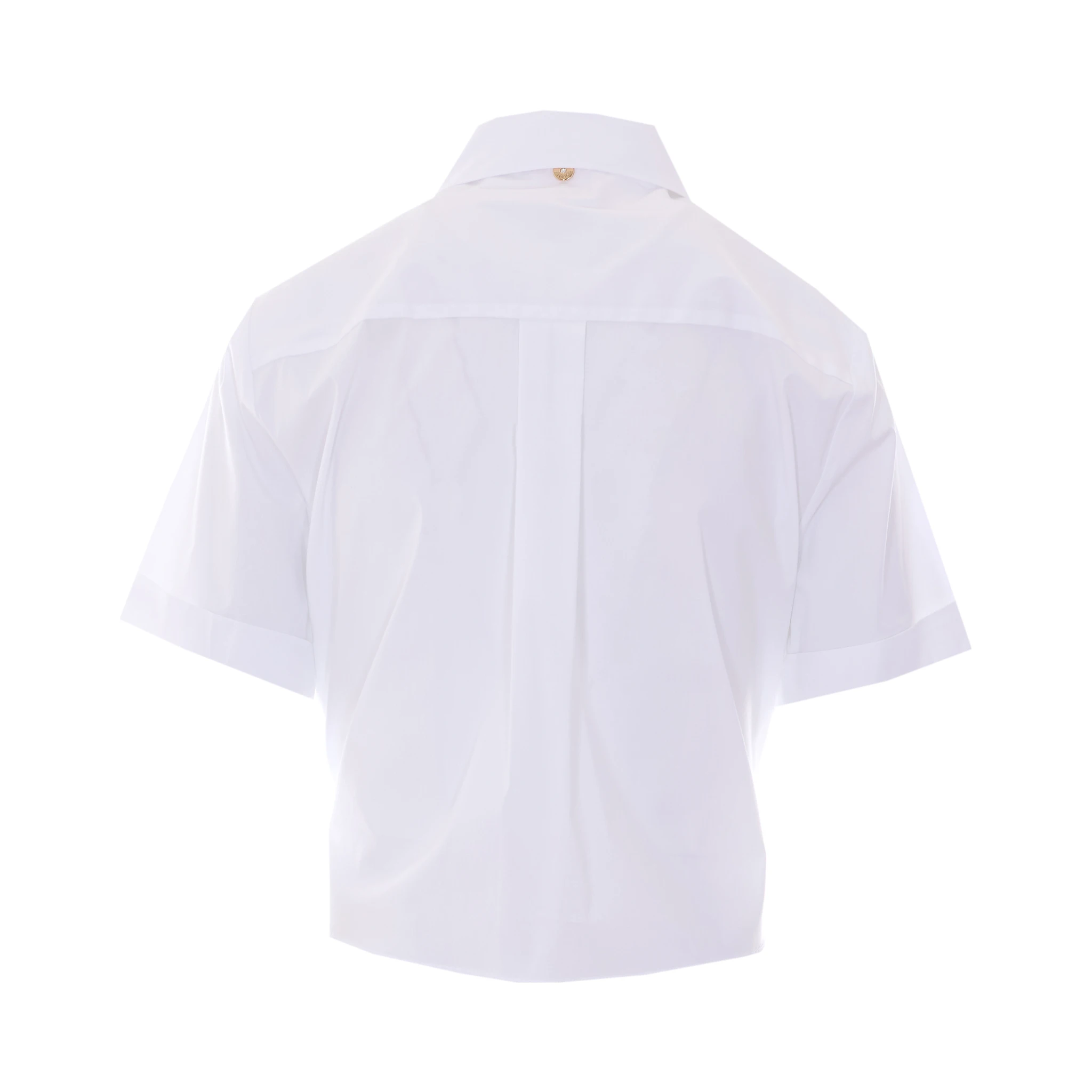 قمصان ليو جو البيضاء