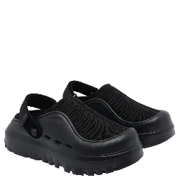 صندل UGG أسود