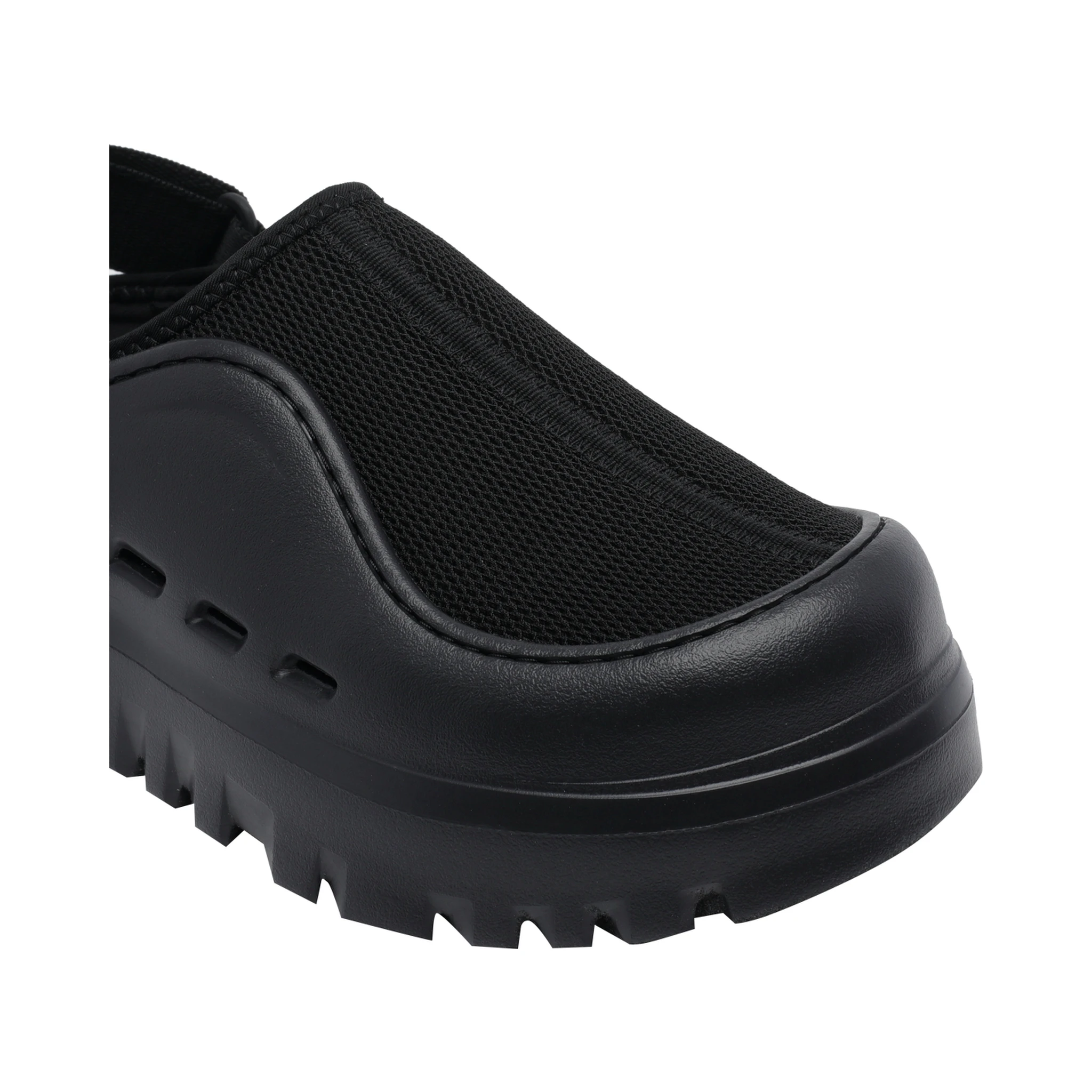 صندل UGG أسود