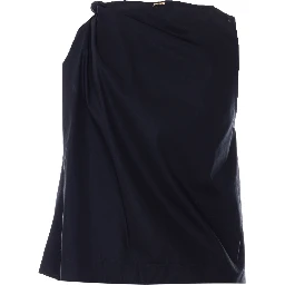 طقم ملابس علوية أسود مكون من قطعتين