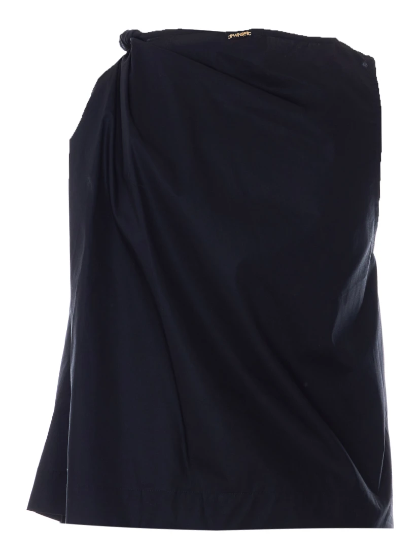 طقم ملابس علوية أسود مكون من قطعتين