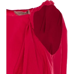 طقم علوي أحمر مكون من قطعتين