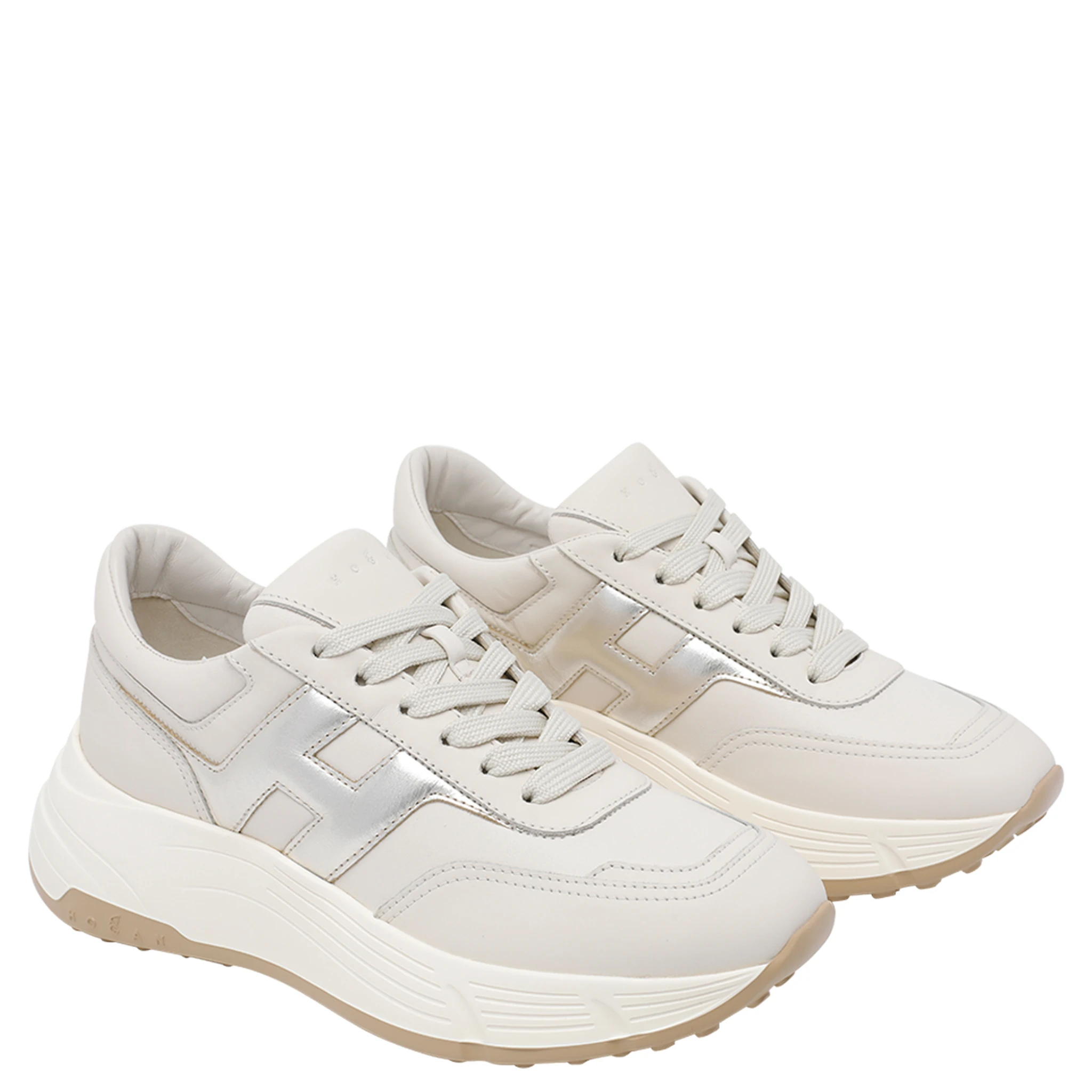 حذاء رياضي أبيض من هوجان