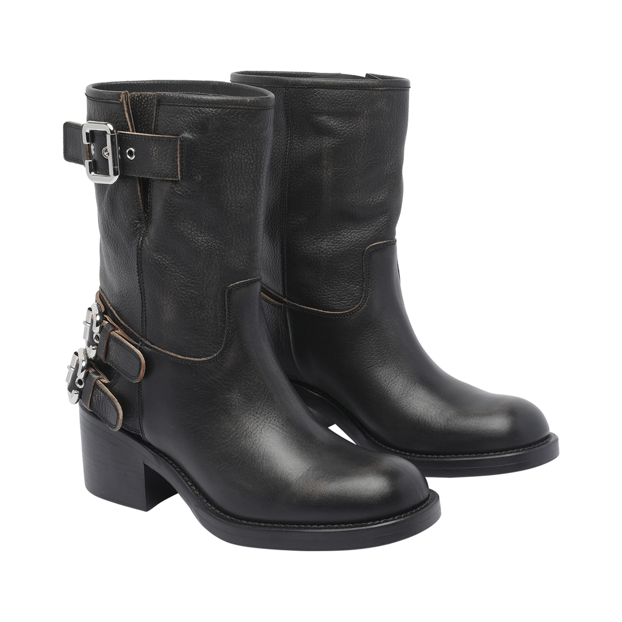 بوت أسود من كلوي